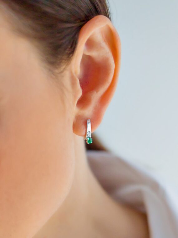 14K White Gold Earrings with Diamonds and Emerald