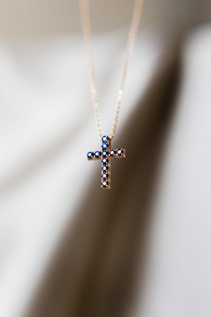 1,1Ct Blue Sapphire Cross