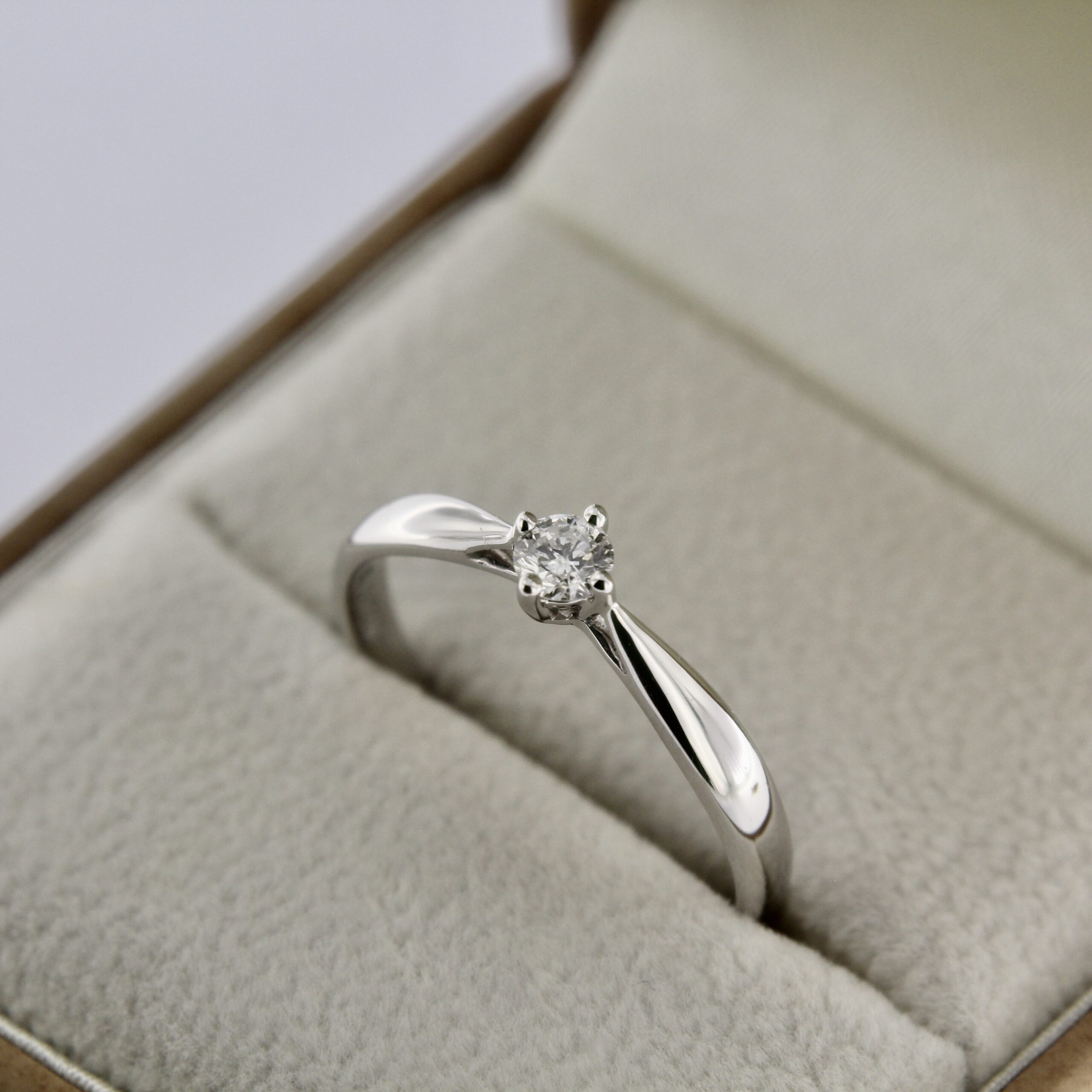 Diamond Gold Ring 