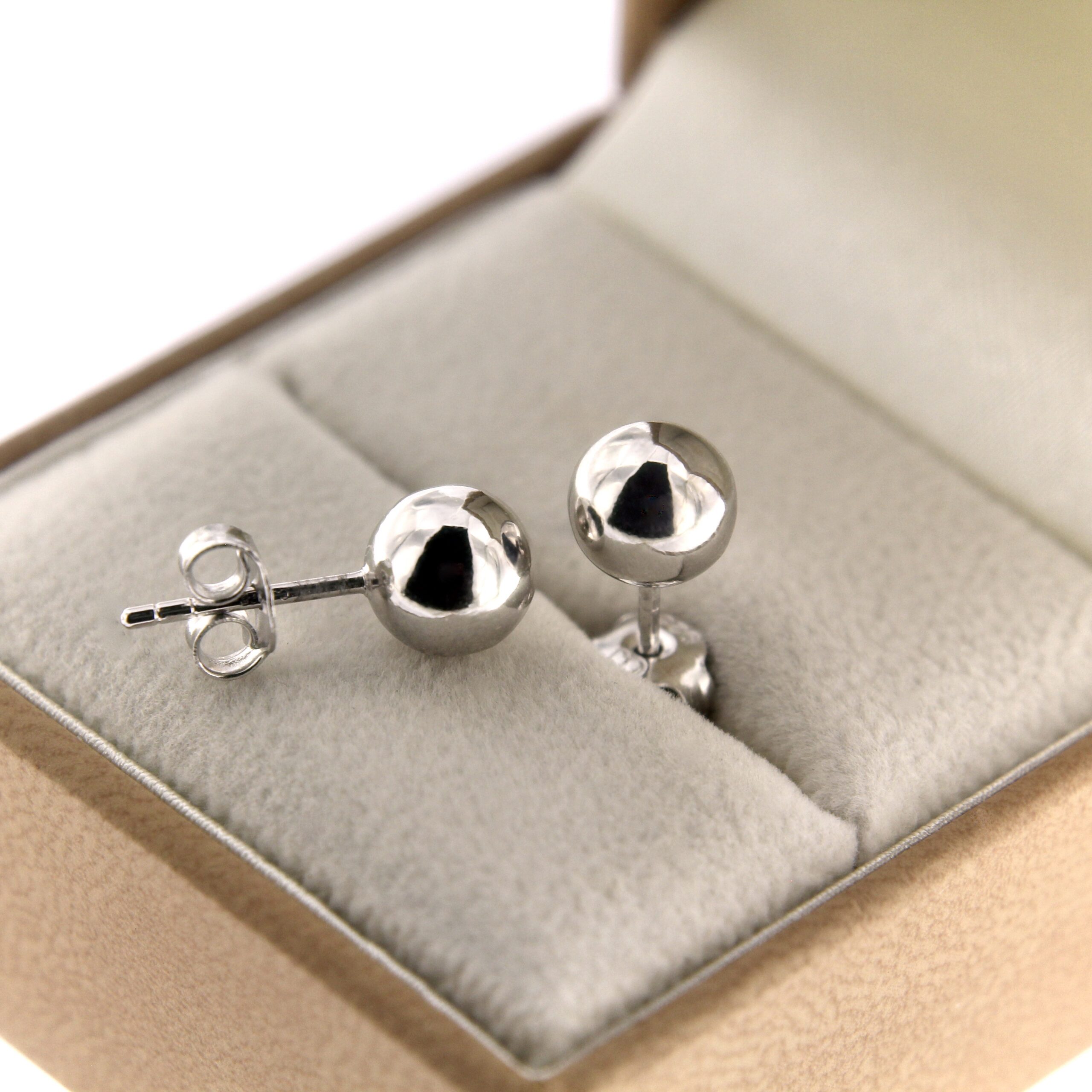 Hõbekõrvarõngad