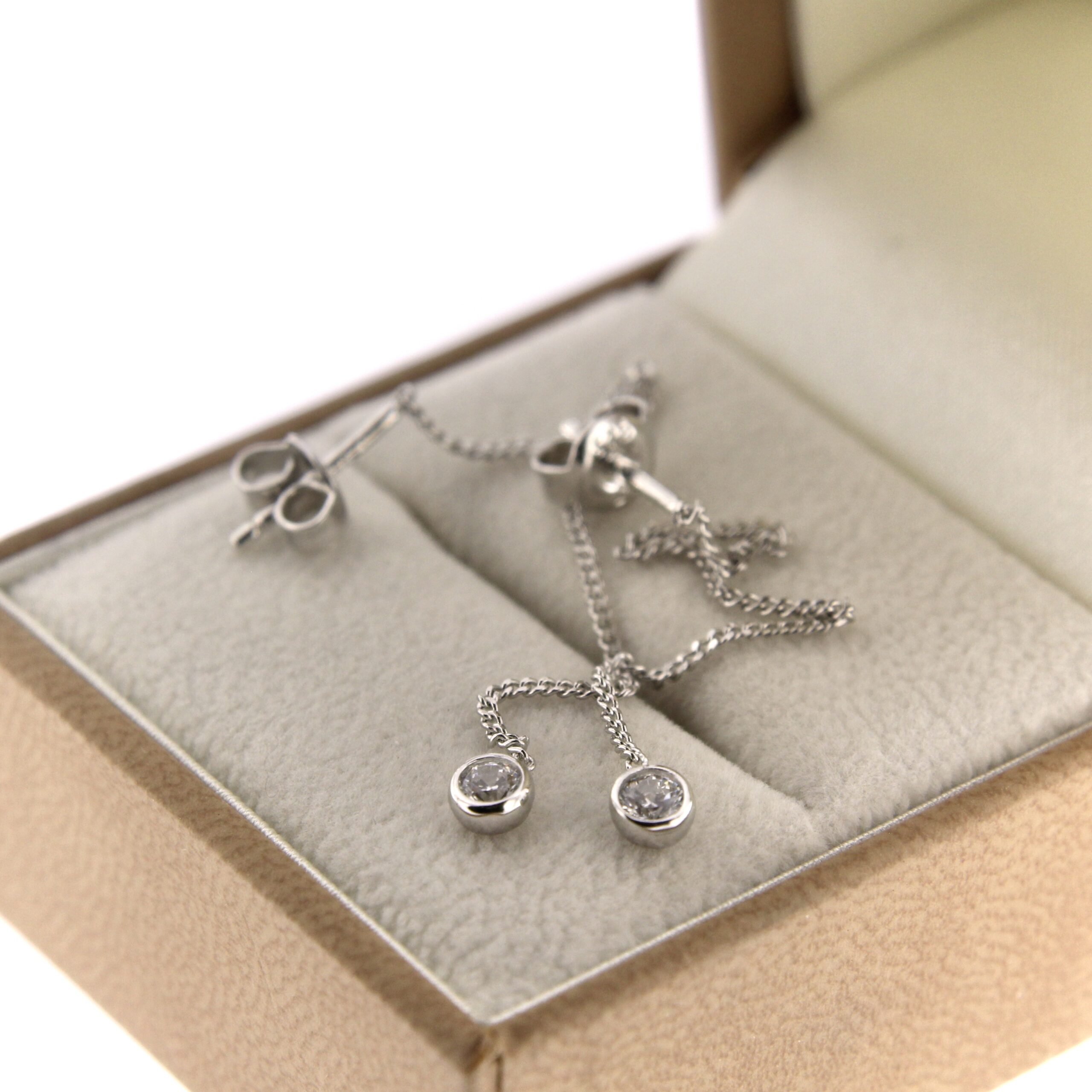 Hõbekõrvarõngad