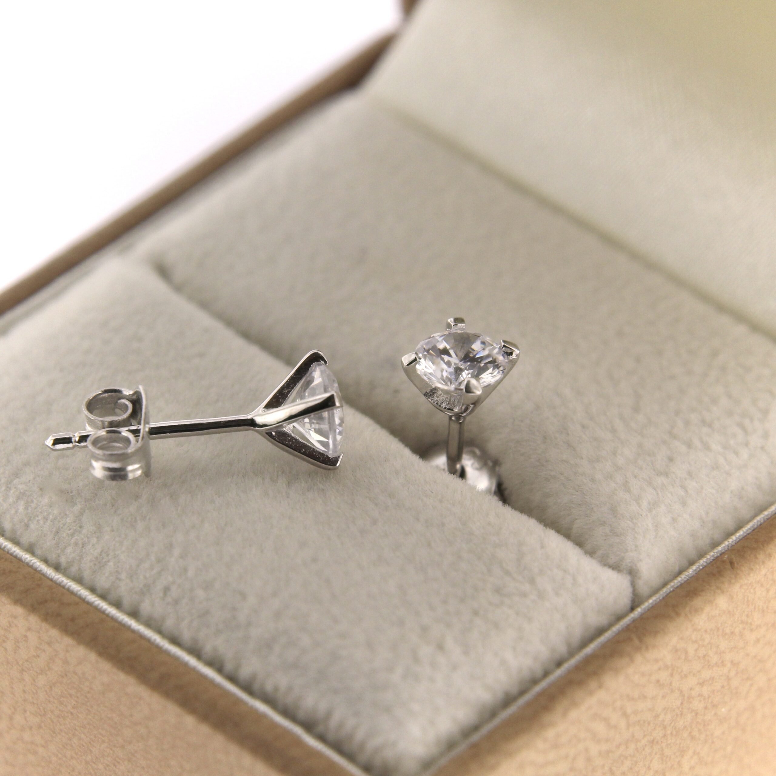 Hõbekõrvarõngad