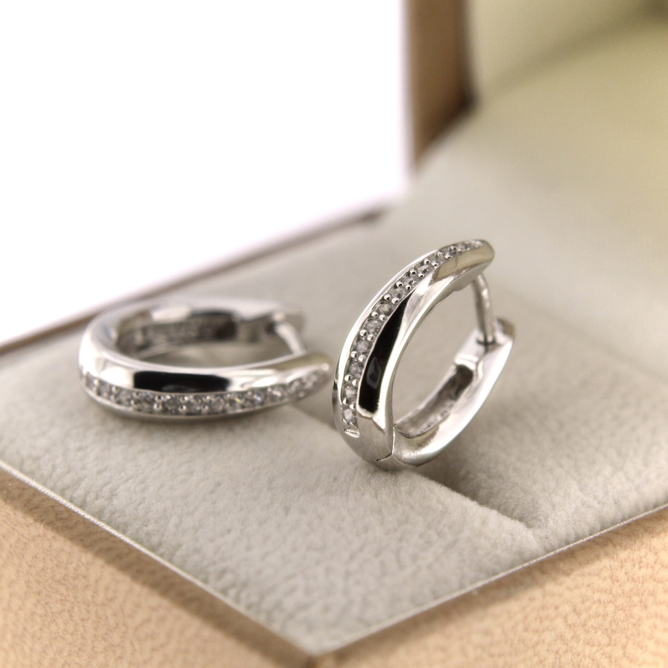 Hõbekõrvarõngad