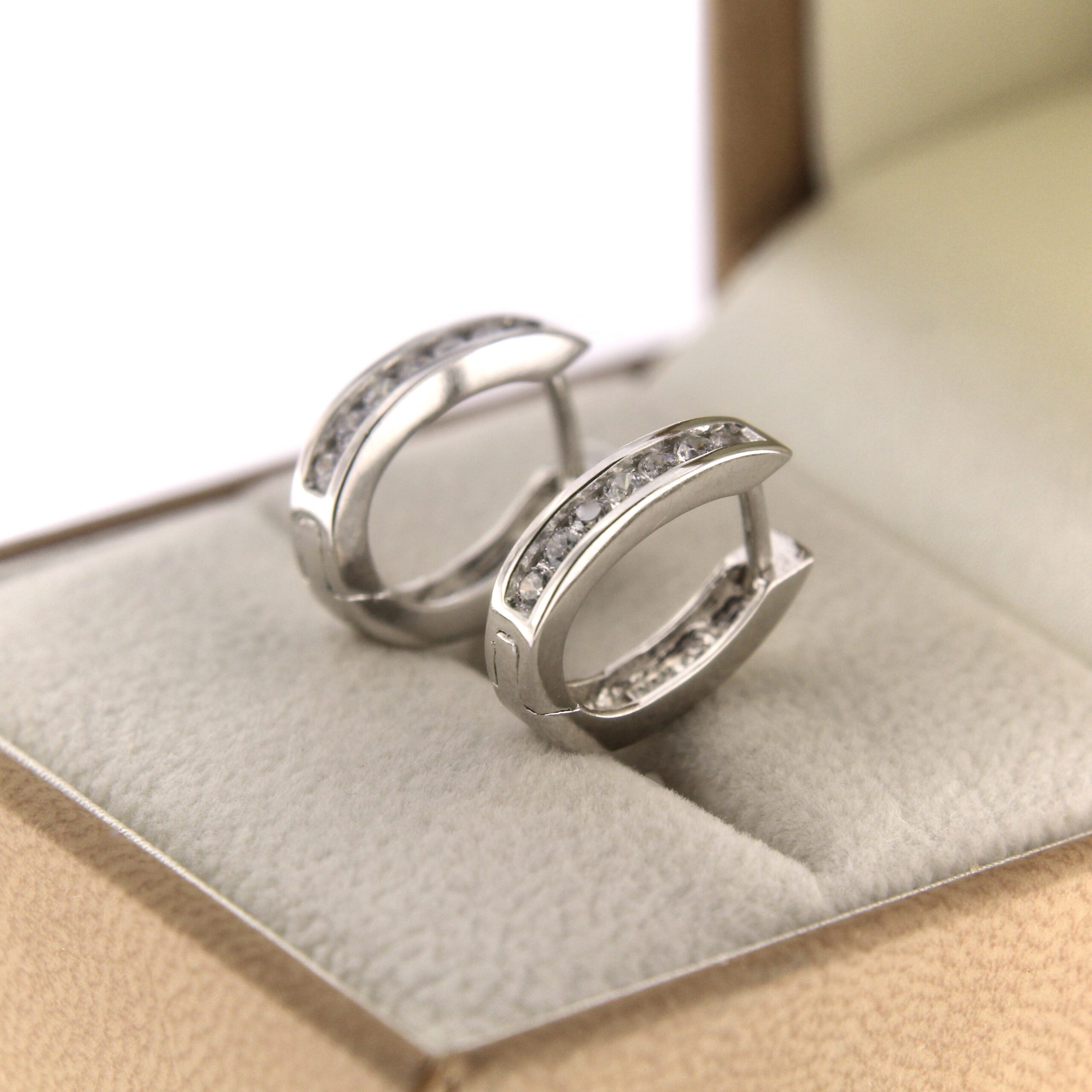 Hõbekõrvarõngad