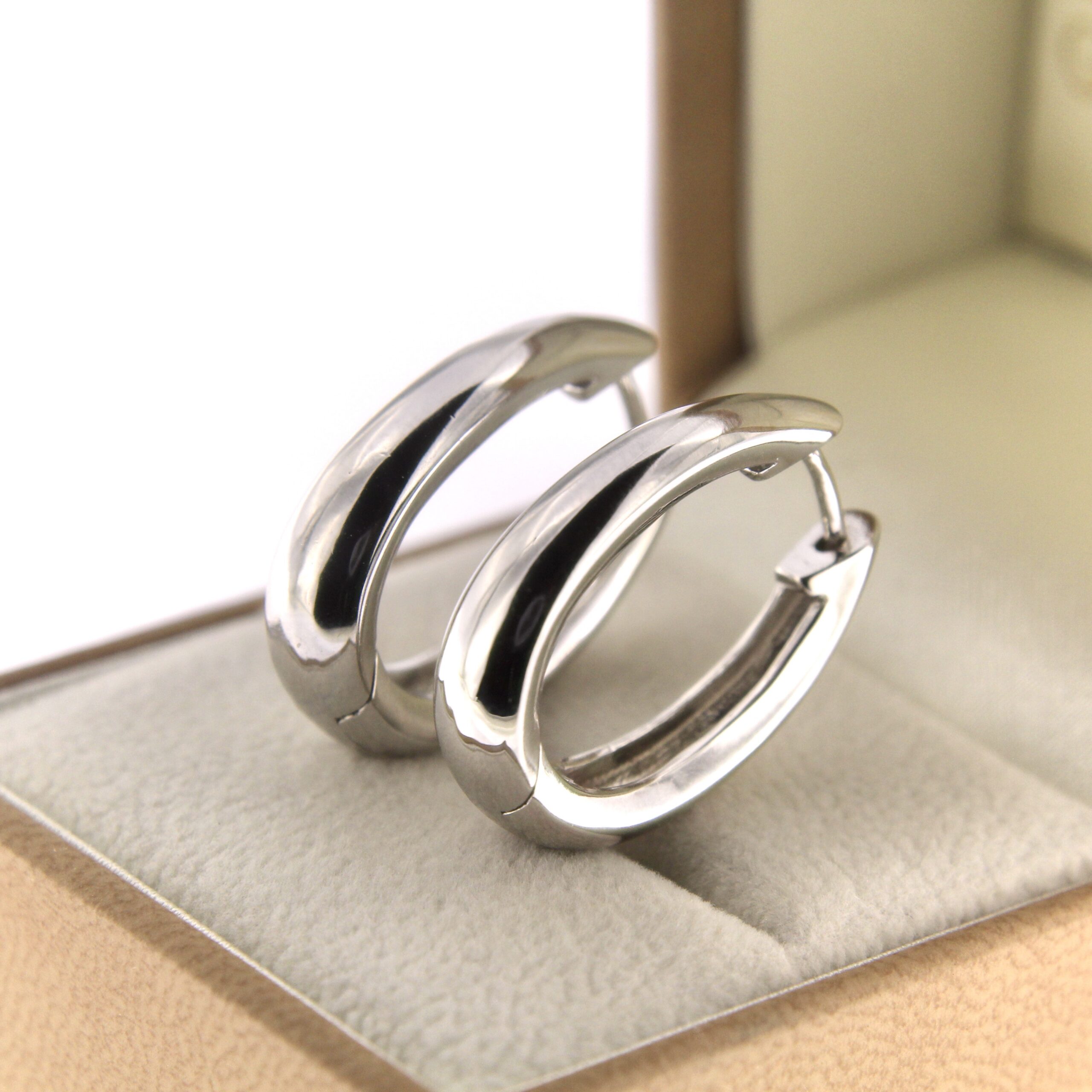 Hõbekõrvarõngad