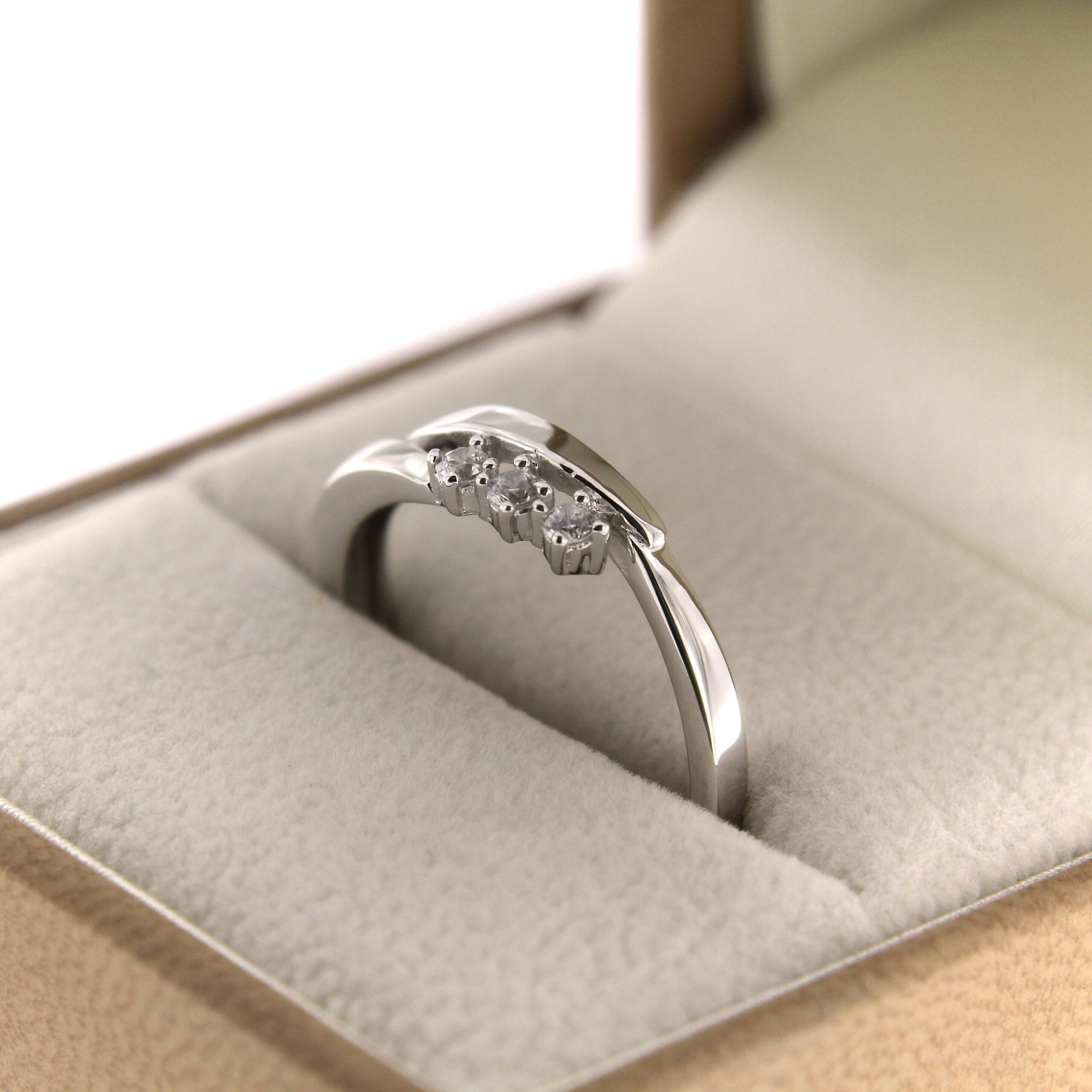 Серебряное кольцо