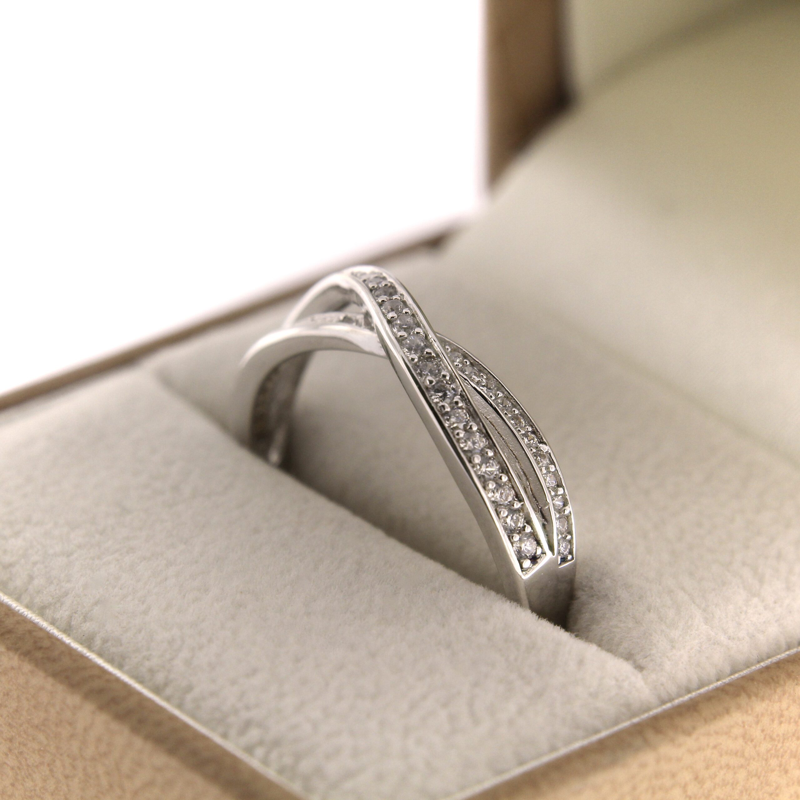 Серебряное кольцо