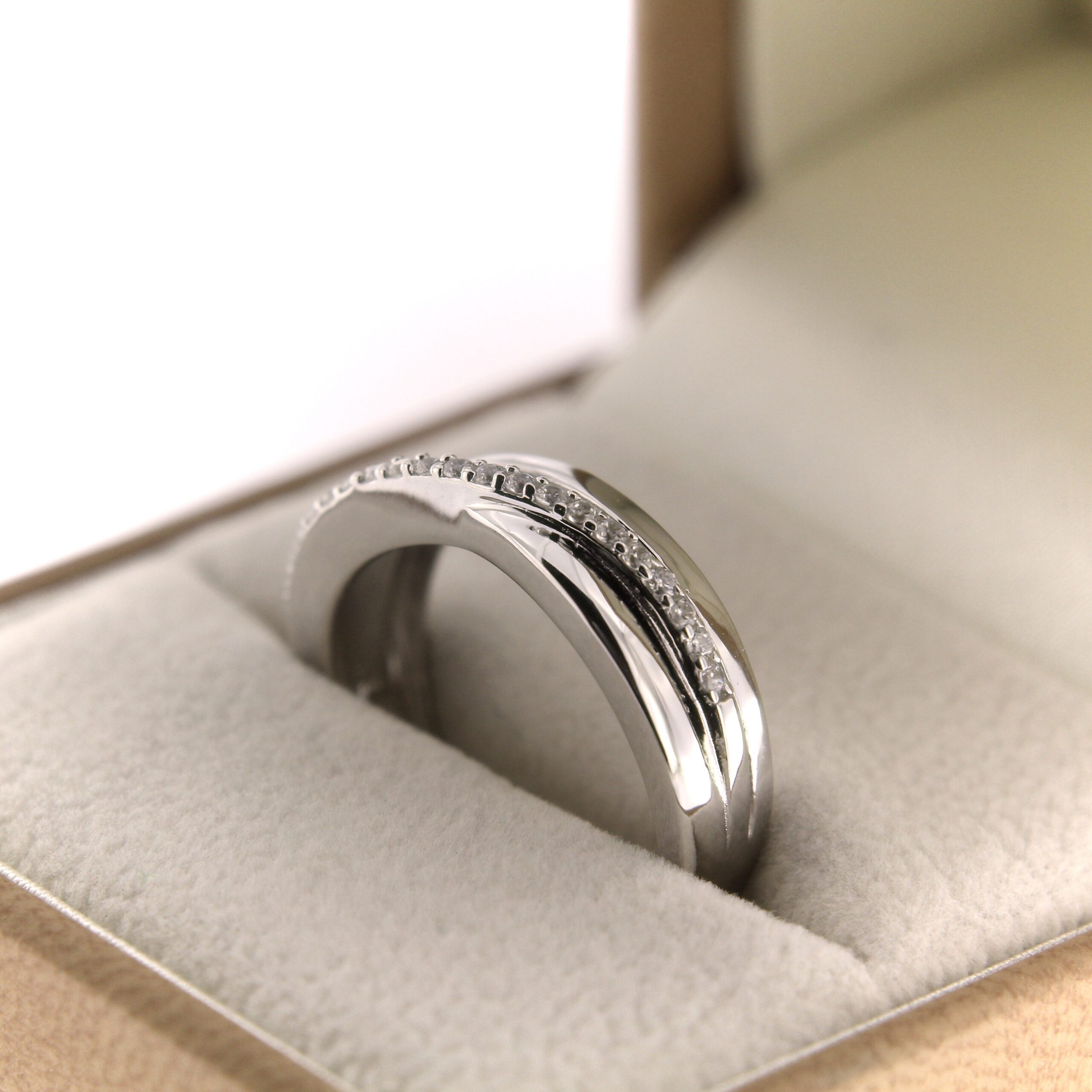 Серебряное кольцо