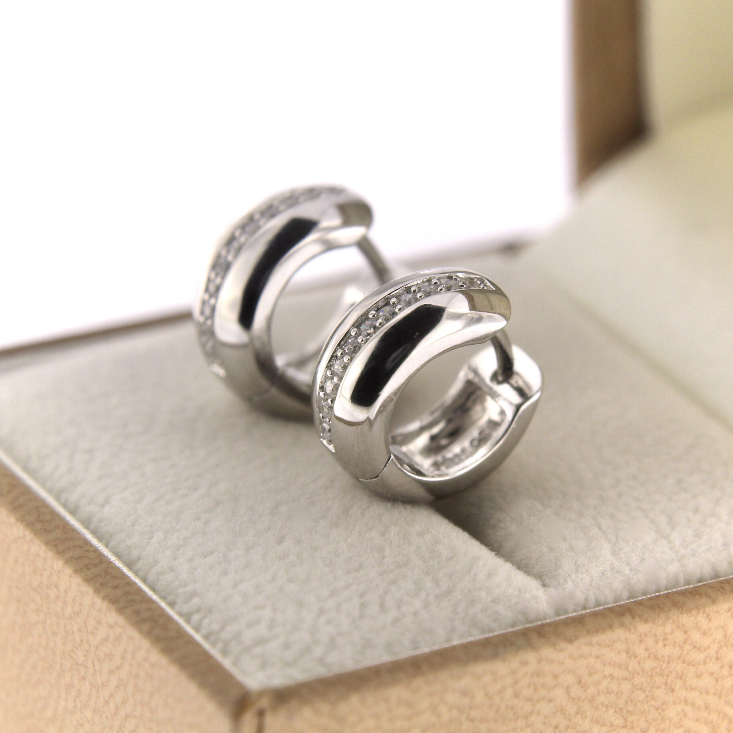 Серебряные серьги 