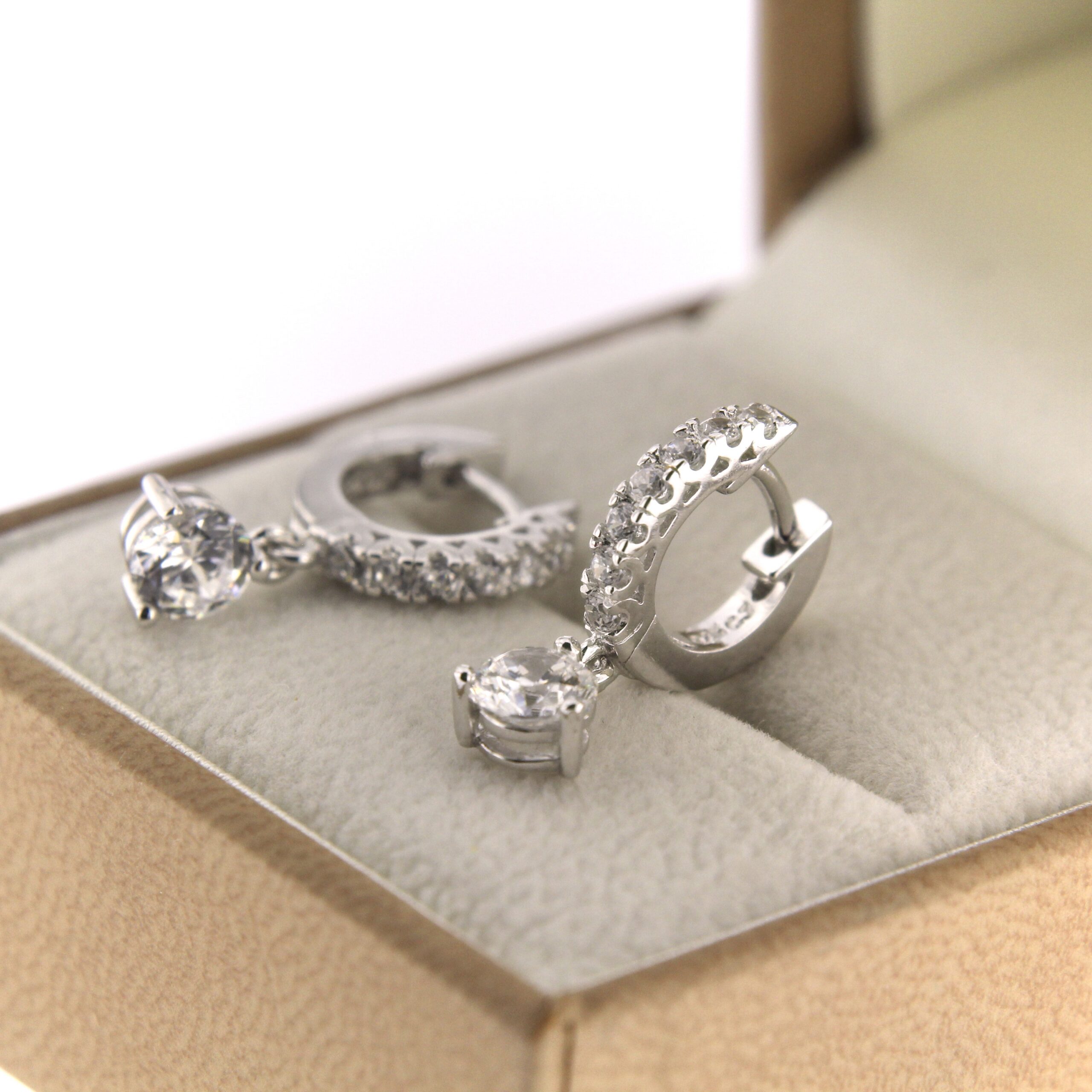 Серебряные серьги