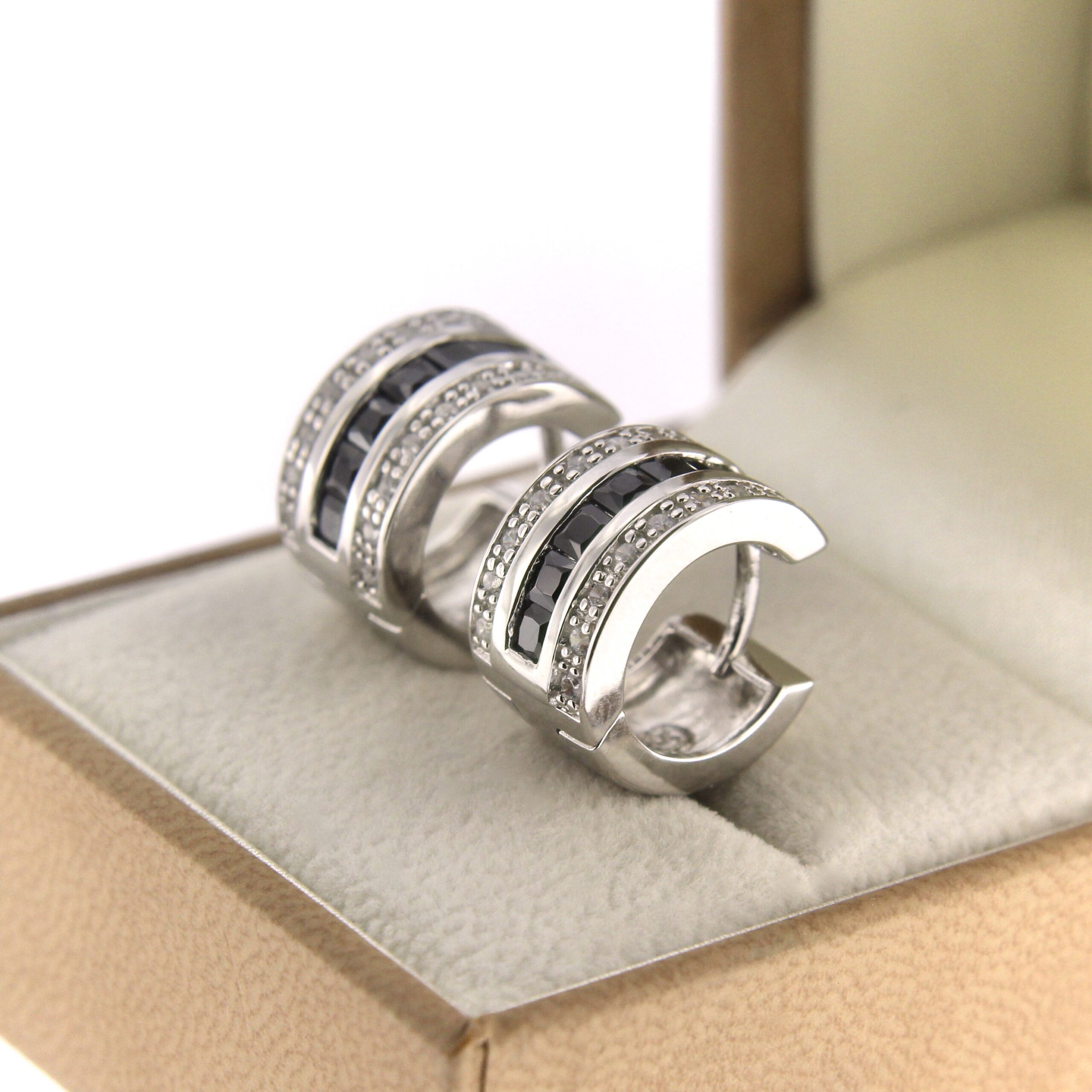 Серебряные серьги