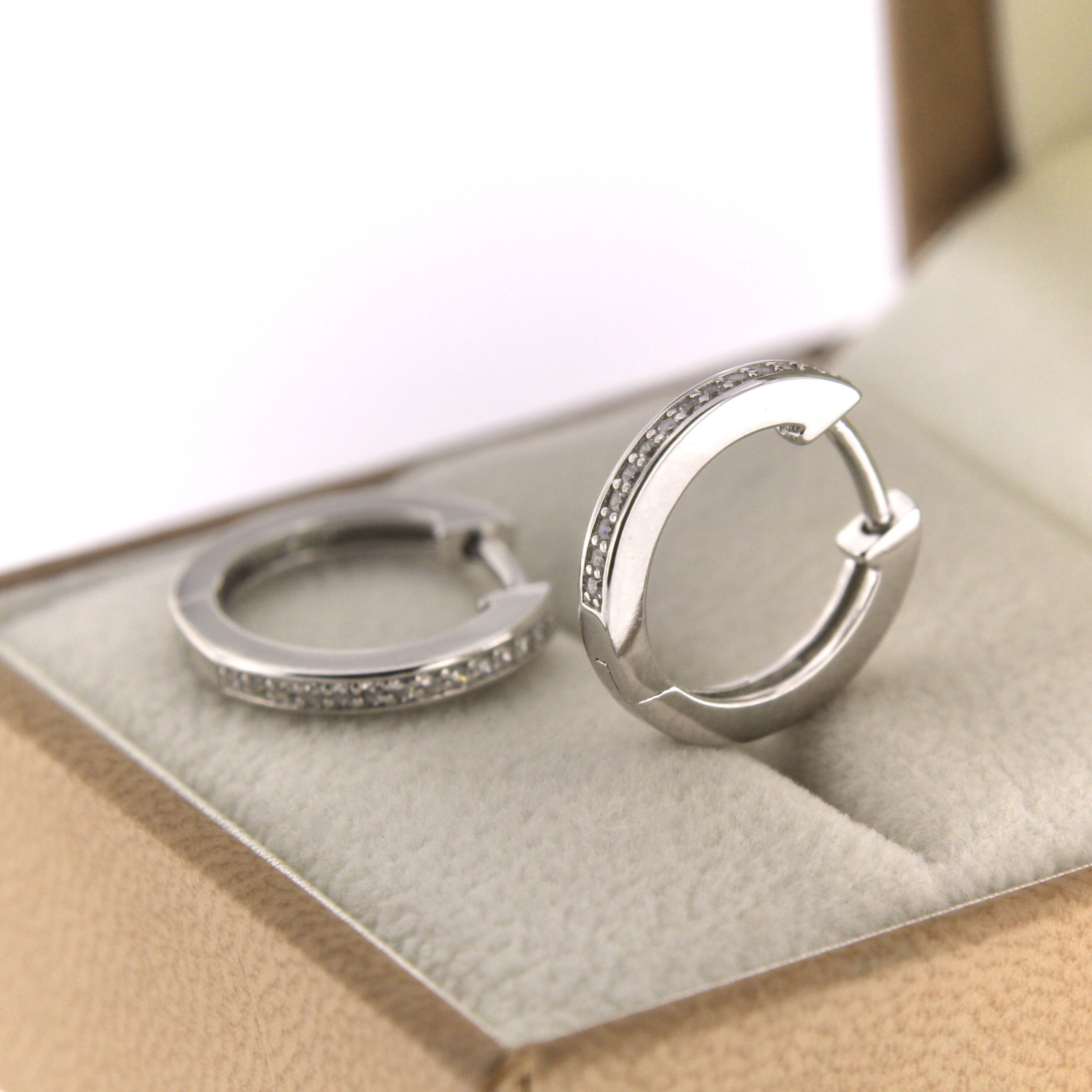 Серебряные серьги