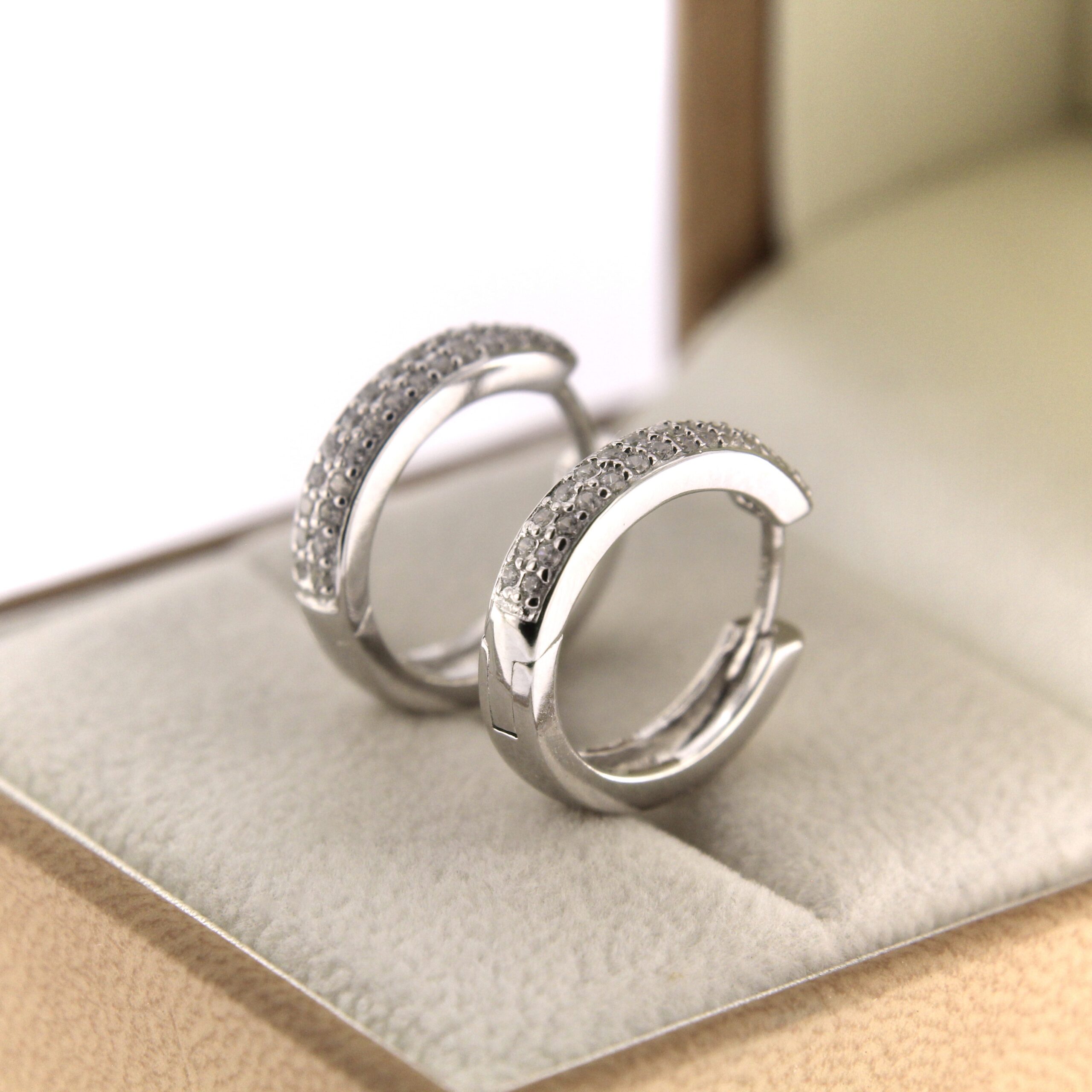 Серебряные серьги