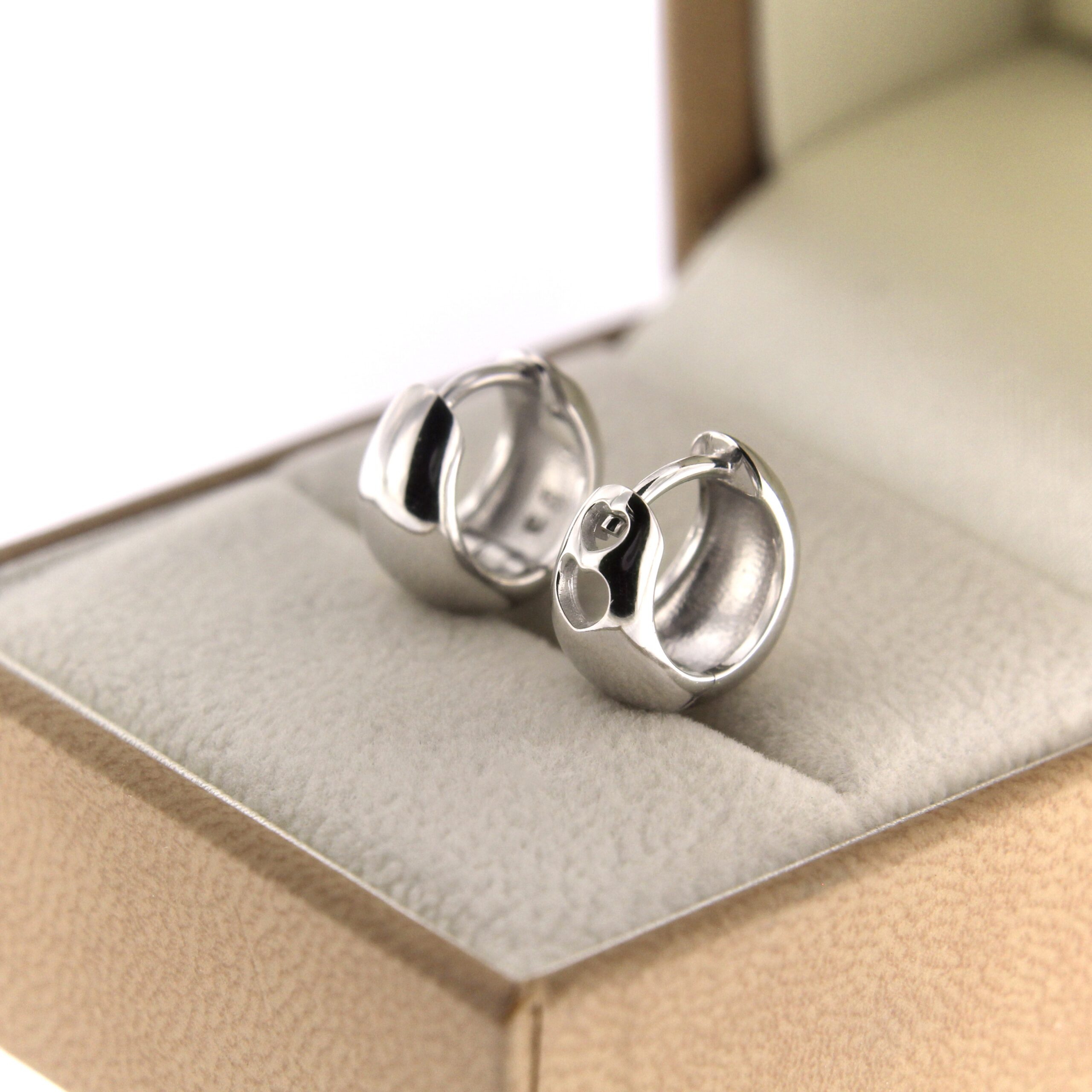 Серебряные серьги