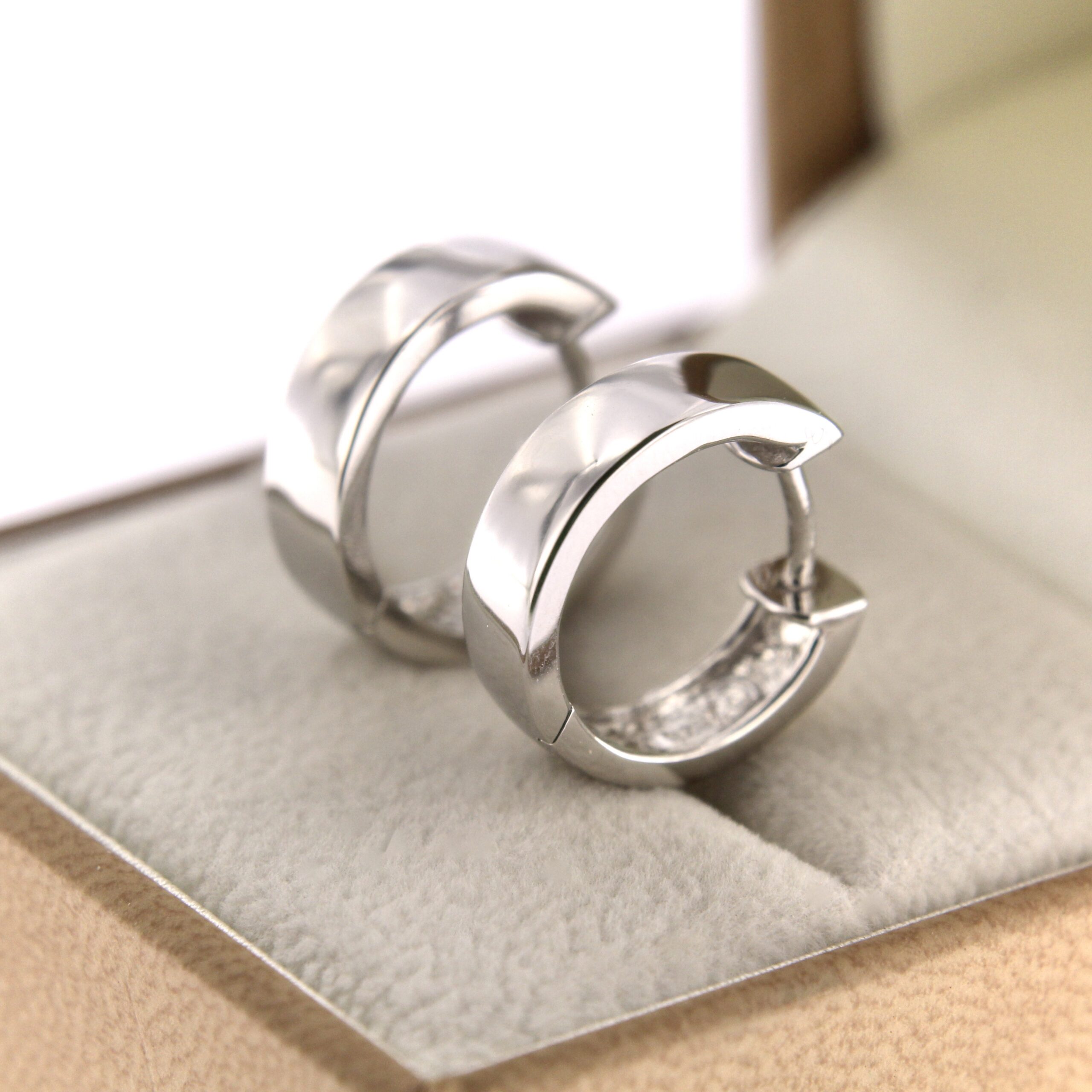 Серебряные серьги