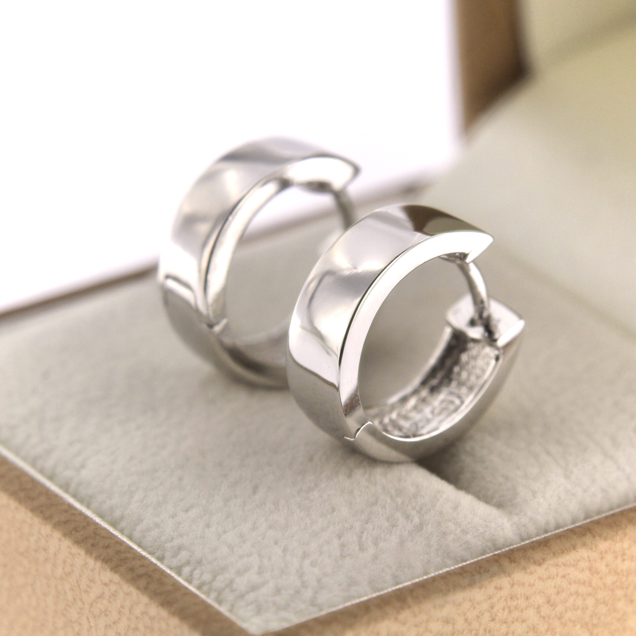 Серебряные серьги