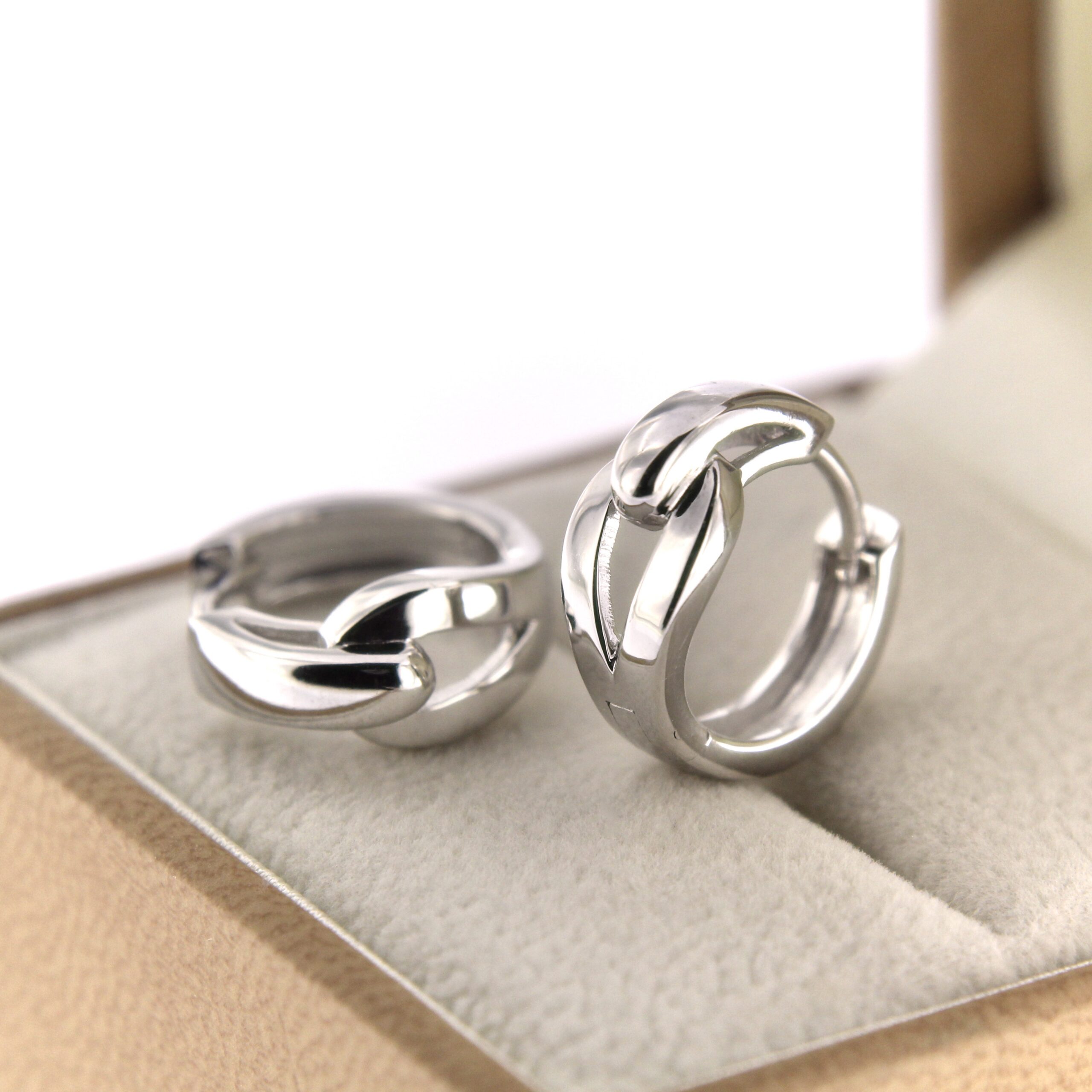 Серебряные серьги