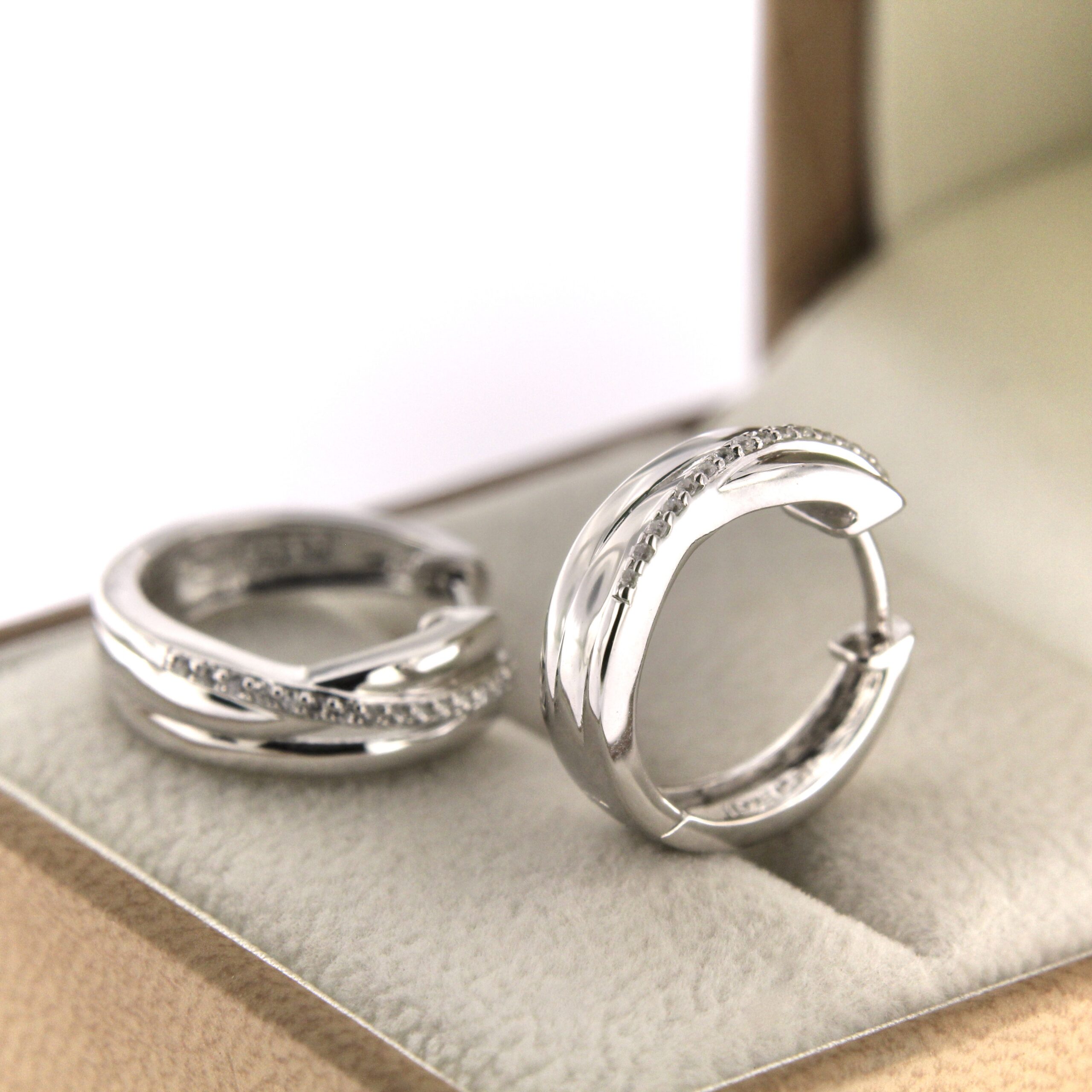 Серебряные серьги